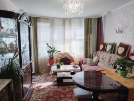 2-комн. квартира, 52м², 8/9эт.