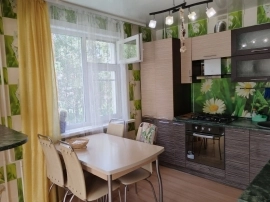 3-комн. квартира, 69 м², 3/5 эт.
