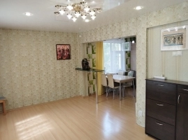 3-комн. квартира, 69 м², 3/5 эт.